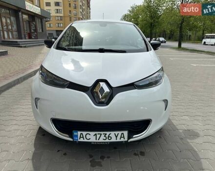 Белый Рено Зое, объемом двигателя 0 л и пробегом 92 тыс. км за 9990 $, фото 2 на Automoto.ua