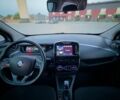Белый Рено Зое, объемом двигателя 0 л и пробегом 159 тыс. км за 8999 $, фото 6 на Automoto.ua