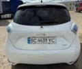 Белый Рено Зое, объемом двигателя 0 л и пробегом 61 тыс. км за 9800 $, фото 6 на Automoto.ua