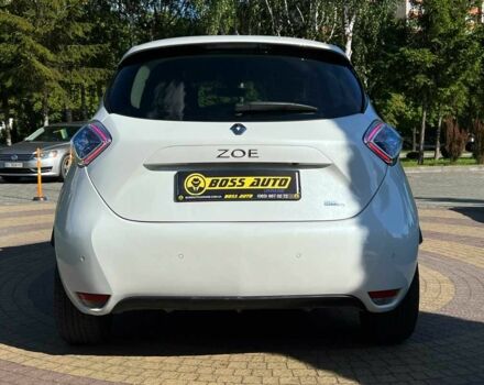 Белый Рено Зое, объемом двигателя 0 л и пробегом 143 тыс. км за 8999 $, фото 5 на Automoto.ua