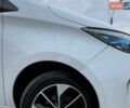 Белый Рено Зое, объемом двигателя 0 л и пробегом 76 тыс. км за 9200 $, фото 1 на Automoto.ua