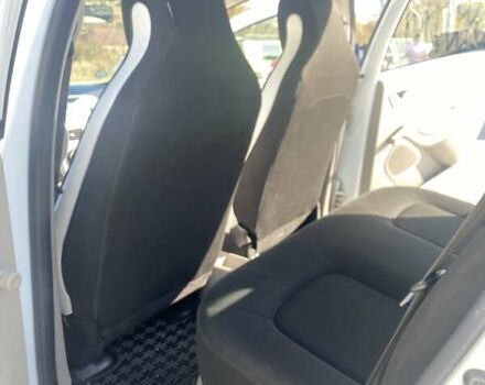 Рено Зое 2017 в Бережанах на Automoto.ua Белый Рено Зое, объемом двигателя 0 л и пробегом 161 тыс. км за 7850 $, фото 9 на Automoto.ua