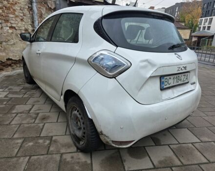 Белый Рено Зое, объемом двигателя 0 л и пробегом 152 тыс. км за 8400 $, фото 18 на Automoto.ua