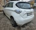 Белый Рено Зое, объемом двигателя 0 л и пробегом 152 тыс. км за 8400 $, фото 18 на Automoto.ua