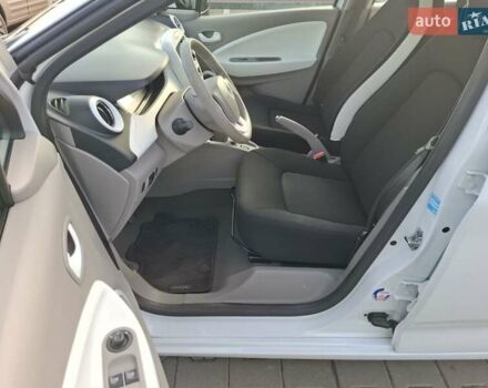 Білий Рено Зое, об'ємом двигуна 0 л та пробігом 120 тис. км за 8500 $, фото 8 на Automoto.ua