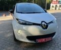 Белый Рено Зое, объемом двигателя 0 л и пробегом 130 тыс. км за 10499 $, фото 2 на Automoto.ua