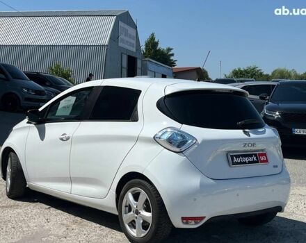 Белый Рено Зое, объемом двигателя 0 л и пробегом 101 тыс. км за 10640 $, фото 6 на Automoto.ua