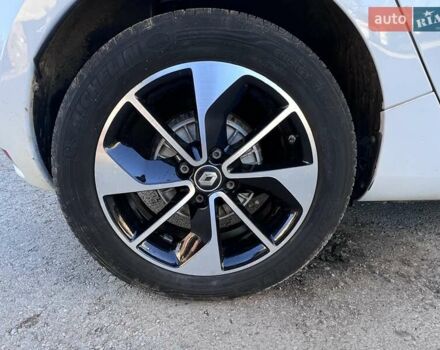 Рено Зое 2017 в Черновцах на Automoto.ua Белый Рено Зое, объемом двигателя 0 л и пробегом 60 тыс. км за 9200 $, фото 17 на Automoto.ua