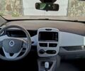 Белый Рено Зое, объемом двигателя 0 л и пробегом 101 тыс. км за 8850 $, фото 8 на Automoto.ua