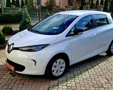 Белый Рено Зое, объемом двигателя 0 л и пробегом 101 тыс. км за 8850 $, фото 1 на Automoto.ua