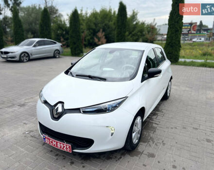 Білий Рено Зое, об'ємом двигуна 0 л та пробігом 67 тис. км за 8750 $, фото 6 на Automoto.ua
