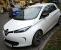 Белый Рено Зое, объемом двигателя 0 л и пробегом 61 тыс. км за 10500 $, фото 6 на Automoto.ua