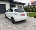 Белый Рено Зое, объемом двигателя 0 л и пробегом 129 тыс. км за 8750 $, фото 19 на Automoto.ua