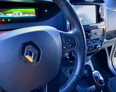 Рено Зое 2017 у Кропивницькому (Кіровограді) на Automoto.ua Білий Рено Зое, об'ємом двигуна 0 л та пробігом 199 тис. км за 8100 $, фото 4 на Automoto.ua