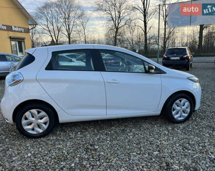 Белый Рено Зое, объемом двигателя 0 л и пробегом 94 тыс. км за 9199 $, фото 8 на Automoto.ua