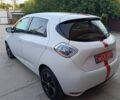 Белый Рено Зое, объемом двигателя 0 л и пробегом 73 тыс. км за 11000 $, фото 5 на Automoto.ua