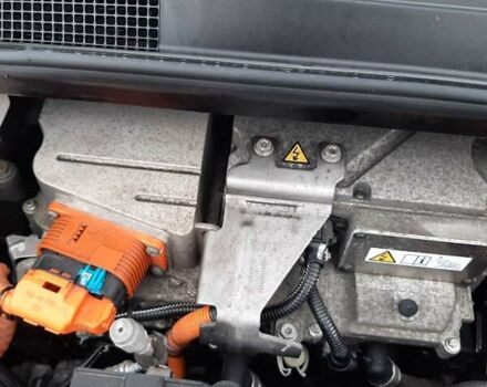 Білий Рено Зое, об'ємом двигуна 0 л та пробігом 123 тис. км за 9650 $, фото 42 на Automoto.ua