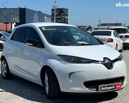 Белый Рено Зое, объемом двигателя 0 л и пробегом 101 тыс. км за 10640 $, фото 2 на Automoto.ua