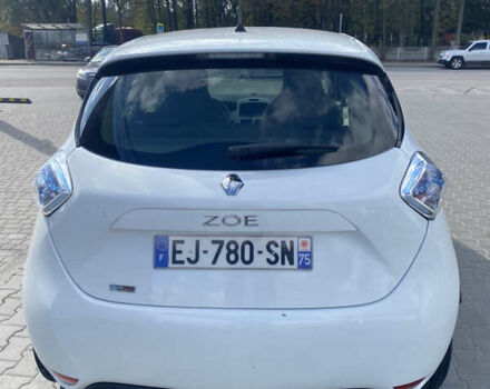 Белый Рено Зое, объемом двигателя 0 л и пробегом 27 тыс. км за 9300 $, фото 7 на Automoto.ua