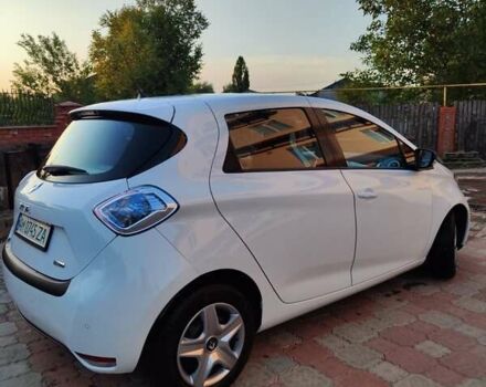 Білий Рено Зое, об'ємом двигуна 0 л та пробігом 95 тис. км за 9850 $, фото 2 на Automoto.ua