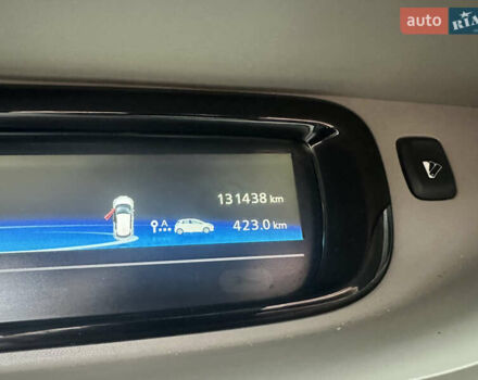 Белый Рено Зое, объемом двигателя 0 л и пробегом 131 тыс. км за 9650 $, фото 16 на Automoto.ua