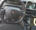 Белый Рено Зое, объемом двигателя 0 л и пробегом 108 тыс. км за 9500 $, фото 4 на Automoto.ua