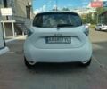 Білий Рено Зое, об'ємом двигуна 0 л та пробігом 140 тис. км за 9900 $, фото 8 на Automoto.ua