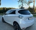 Белый Рено Зое, объемом двигателя 0 л и пробегом 139 тыс. км за 9500 $, фото 4 на Automoto.ua