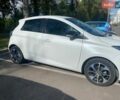 Білий Рено Зое, об'ємом двигуна 0 л та пробігом 131 тис. км за 9800 $, фото 4 на Automoto.ua