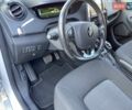 Белый Рено Зое, объемом двигателя 0 л и пробегом 108 тыс. км за 9500 $, фото 9 на Automoto.ua