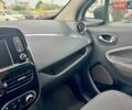 Белый Рено Зое, объемом двигателя 0 л и пробегом 60 тыс. км за 10700 $, фото 22 на Automoto.ua