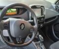 Белый Рено Зое, объемом двигателя 0 л и пробегом 133 тыс. км за 9950 $, фото 8 на Automoto.ua