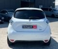 Белый Рено Зое, объемом двигателя 0 л и пробегом 101 тыс. км за 10640 $, фото 7 на Automoto.ua