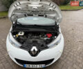 Белый Рено Зое, объемом двигателя 0 л и пробегом 106 тыс. км за 8100 $, фото 22 на Automoto.ua
