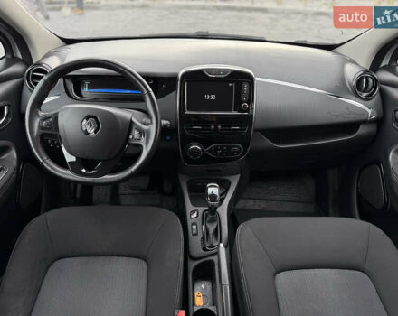 Рено Зое 2017 в Городке на Automoto.ua Белый Рено Зое, объемом двигателя 0 л и пробегом 95 тыс. км за 9800 $, фото 6 на Automoto.ua