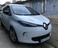 Белый Рено Зое, объемом двигателя 0 л и пробегом 76 тыс. км за 9300 $, фото 1 на Automoto.ua