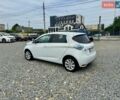 Белый Рено Зое, объемом двигателя 0 л и пробегом 60 тыс. км за 10700 $, фото 4 на Automoto.ua