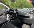 Білий Рено Зое, об'ємом двигуна 0 л та пробігом 92 тис. км за 9990 $, фото 21 на Automoto.ua