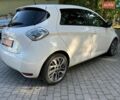 Белый Рено Зое, объемом двигателя 0 л и пробегом 130 тыс. км за 10499 $, фото 7 на Automoto.ua