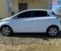 Белый Рено Зое, объемом двигателя 0 л и пробегом 92 тыс. км за 10000 $, фото 7 на Automoto.ua