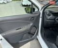 Белый Рено Зое, объемом двигателя 0 л и пробегом 92 тыс. км за 9990 $, фото 10 на Automoto.ua