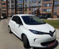 Белый Рено Зое, объемом двигателя 0 л и пробегом 121 тыс. км за 8900 $, фото 6 на Automoto.ua