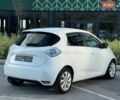Белый Рено Зое, объемом двигателя 0 л и пробегом 75 тыс. км за 10700 $, фото 3 на Automoto.ua