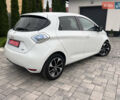 Белый Рено Зое, объемом двигателя 0 л и пробегом 129 тыс. км за 8750 $, фото 3 на Automoto.ua