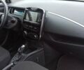 Белый Рено Зое, объемом двигателя 0 л и пробегом 82 тыс. км за 12500 $, фото 7 на Automoto.ua