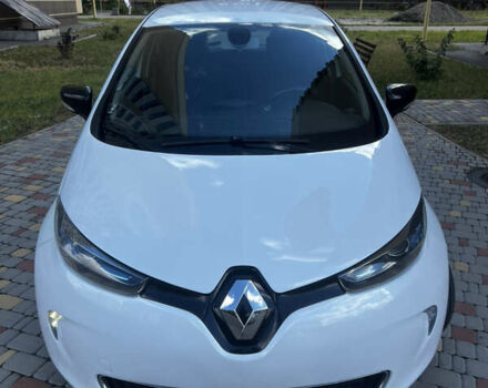 Белый Рено Зое, объемом двигателя 0 л и пробегом 146 тыс. км за 10500 $, фото 6 на Automoto.ua