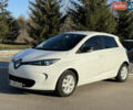 Белый Рено Зое, объемом двигателя 0 л и пробегом 140 тыс. км за 9700 $, фото 2 на Automoto.ua