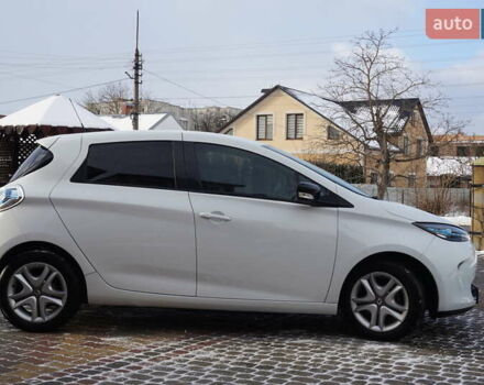 Белый Рено Зое, объемом двигателя 0 л и пробегом 26 тыс. км за 9555 $, фото 5 на Automoto.ua