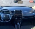 Белый Рено Зое, объемом двигателя 0 л и пробегом 118 тыс. км за 9899 $, фото 21 на Automoto.ua