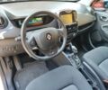 Белый Рено Зое, объемом двигателя 0 л и пробегом 51 тыс. км за 9300 $, фото 20 на Automoto.ua